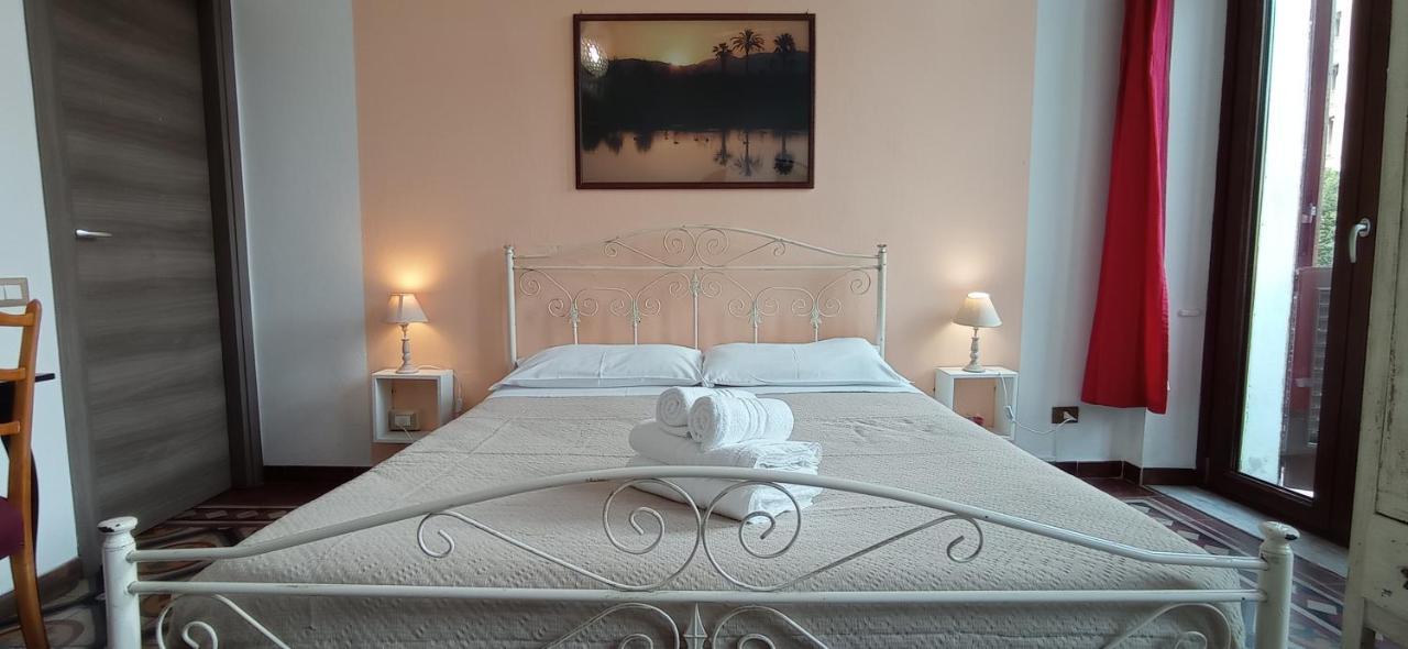 Onlyrooms III - Piazza Jenne Cagliari Bagian luar foto