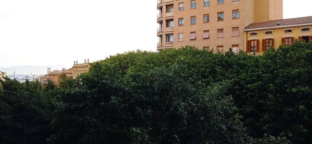 Onlyrooms III - Piazza Jenne Cagliari Bagian luar foto